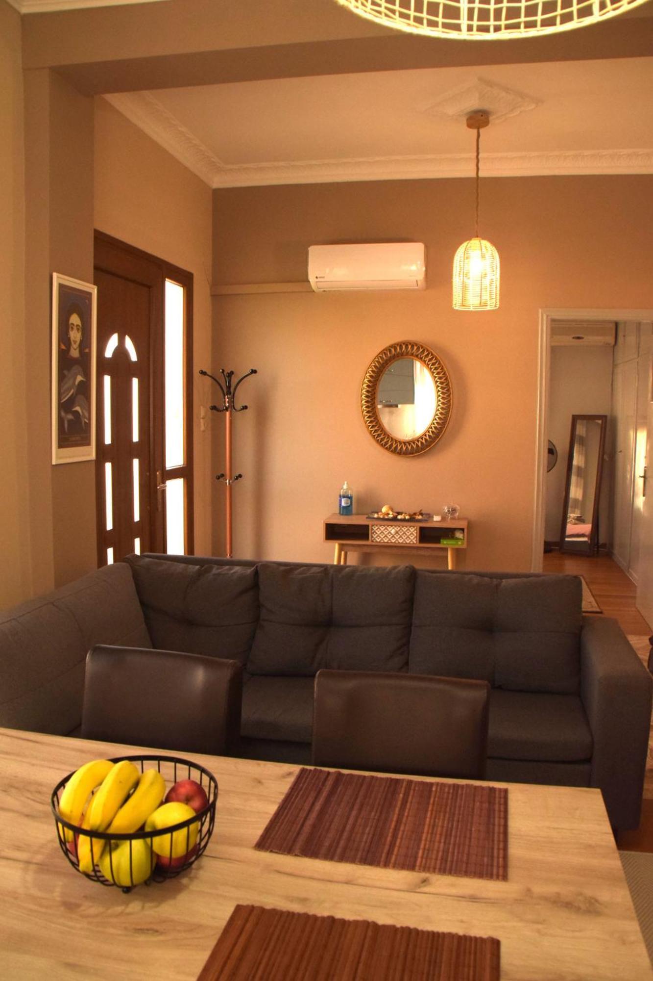 דירות מונמבאסיה Myron & Gabby'S House מראה חיצוני תמונה